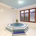 Pytloun Wellness Hasistejn 4* Misto