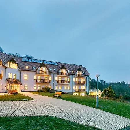 Pytloun Wellness Hasištejn 4* Místo