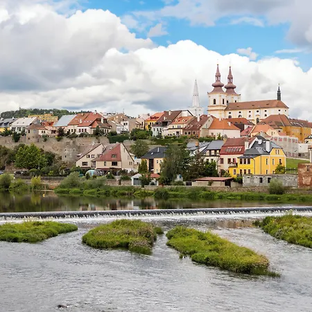 Pytloun Wellness Hasištejn 4* Místo