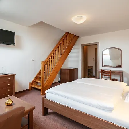Hotel Pytloun Wellness Hasistejn 4*